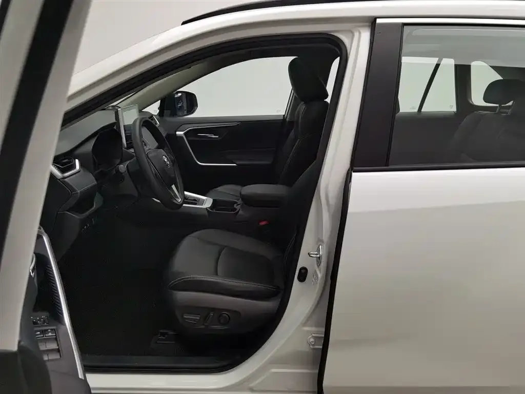Toyota RAV4 2021 из CN, фото 7