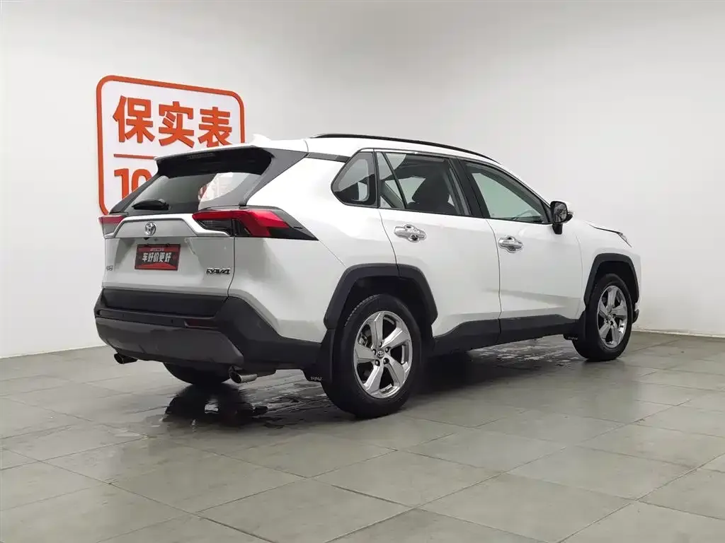 Toyota RAV4 2021 из CN, фото 9