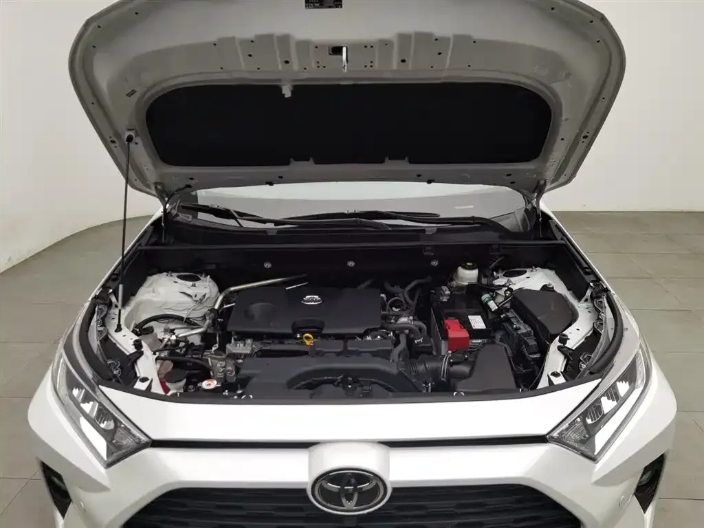 Toyota RAV4 2021 из CN, фото 8