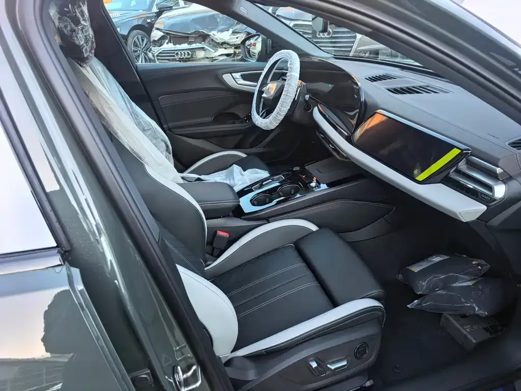 Audi A5L 2026 из CN, фото 3