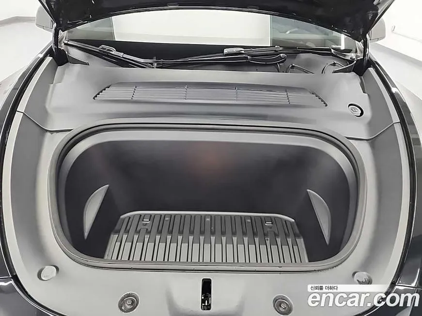Tesla Model Y 2024 из KR, фото 8