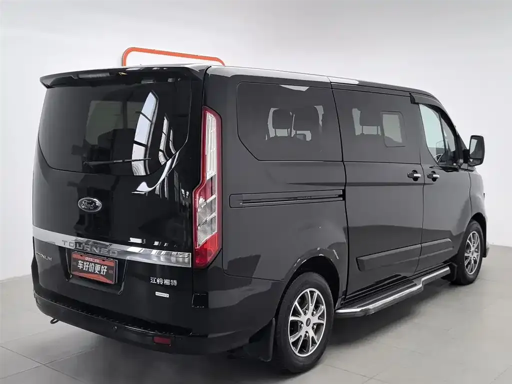 Ford Tourneo 2022 из CN, фото 7
