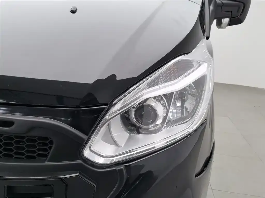 Ford Tourneo 2022 из CN, фото 2