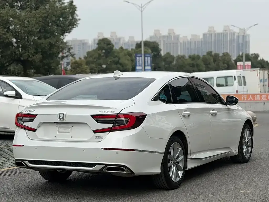Honda Accord 2022 из CN, фото 7
