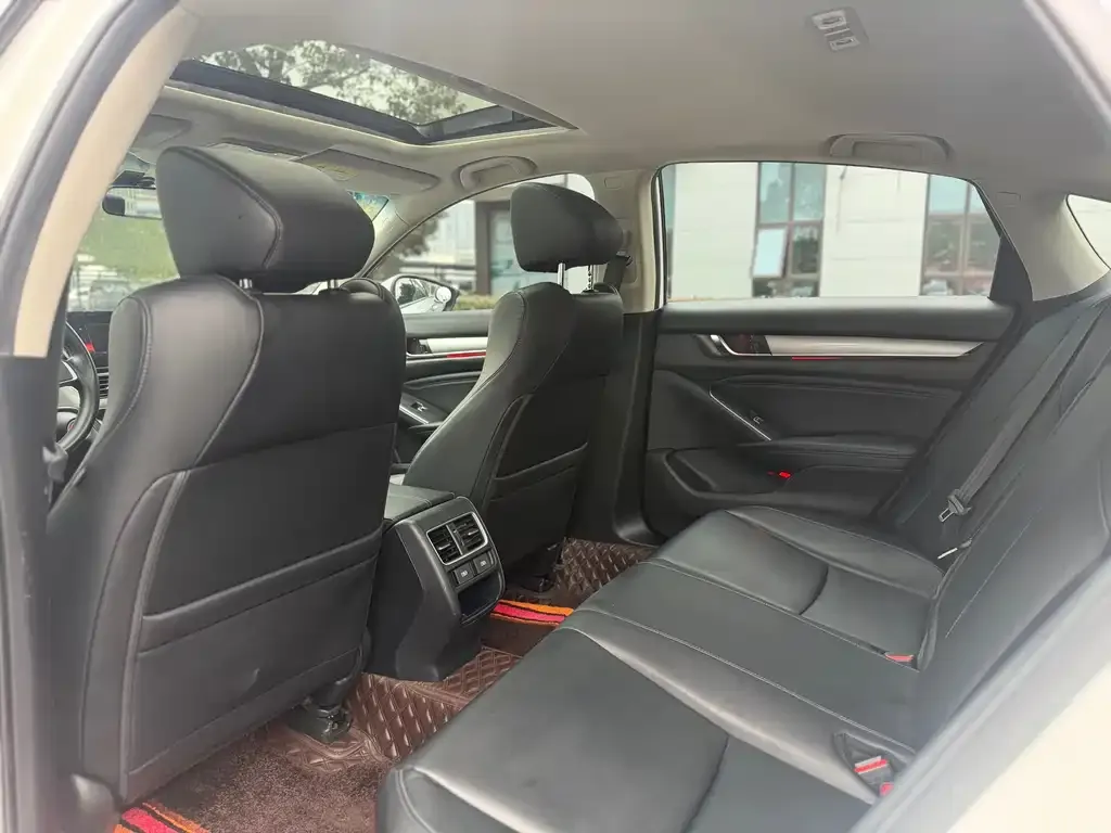 Honda Accord 2022 из CN, фото 4