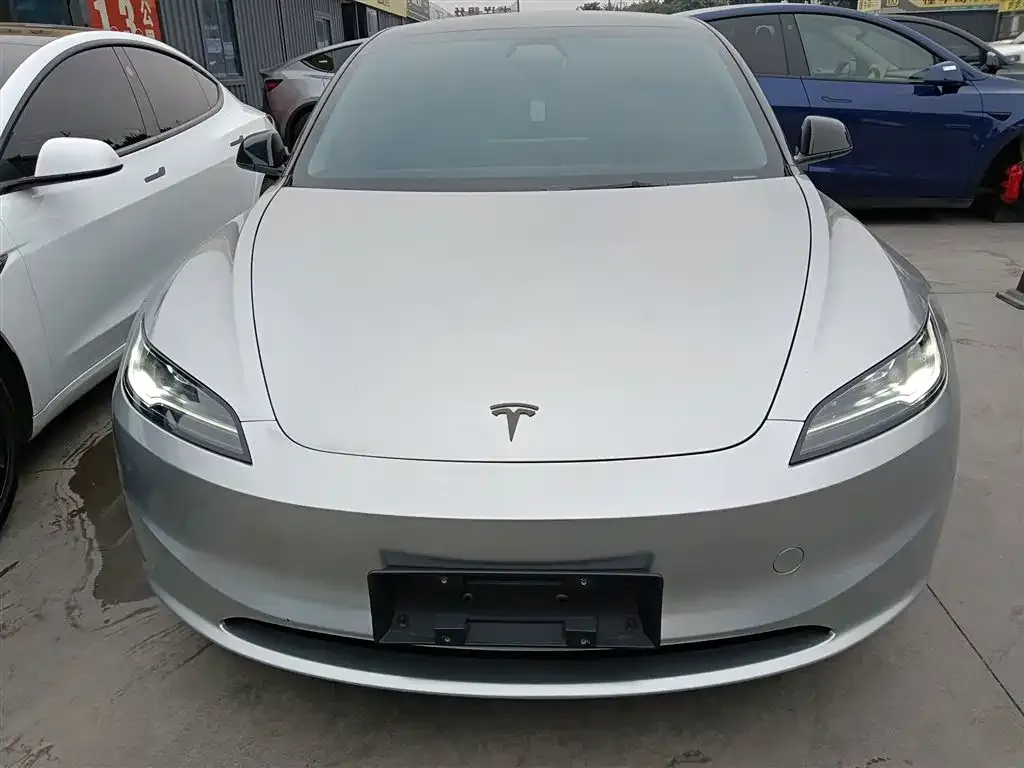 Tesla Model 3 2024 из CN, фото 3