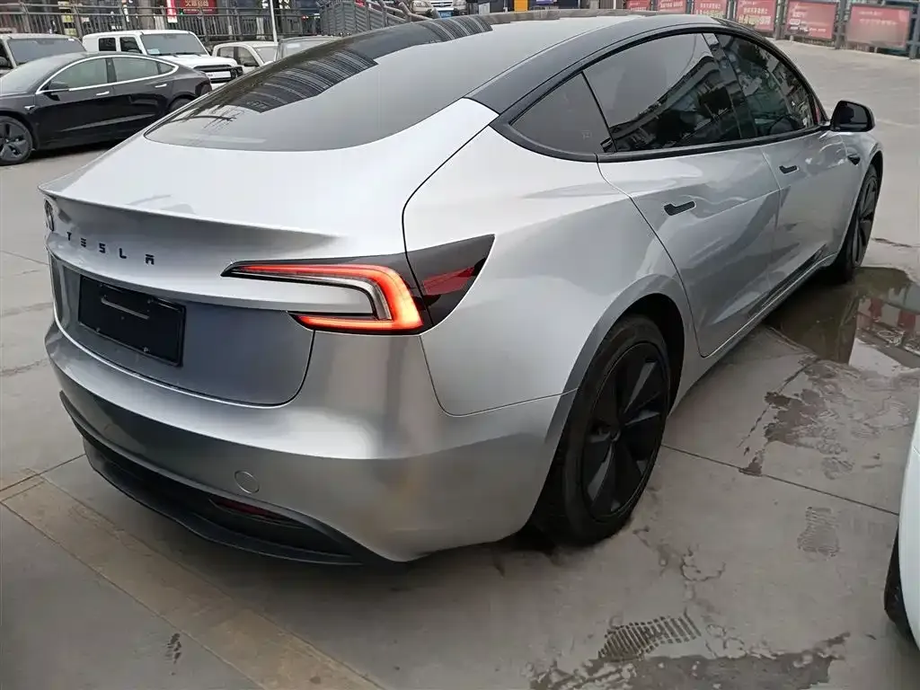 Tesla Model 3 2024 из CN, фото 8