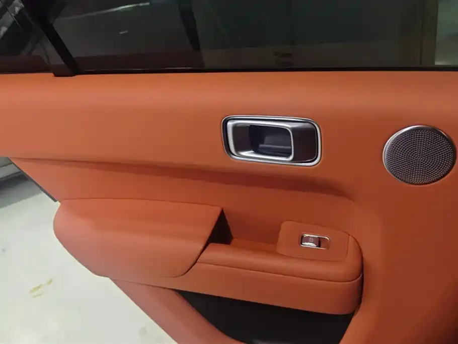 Li Auto L8 2023 из CN, фото 2