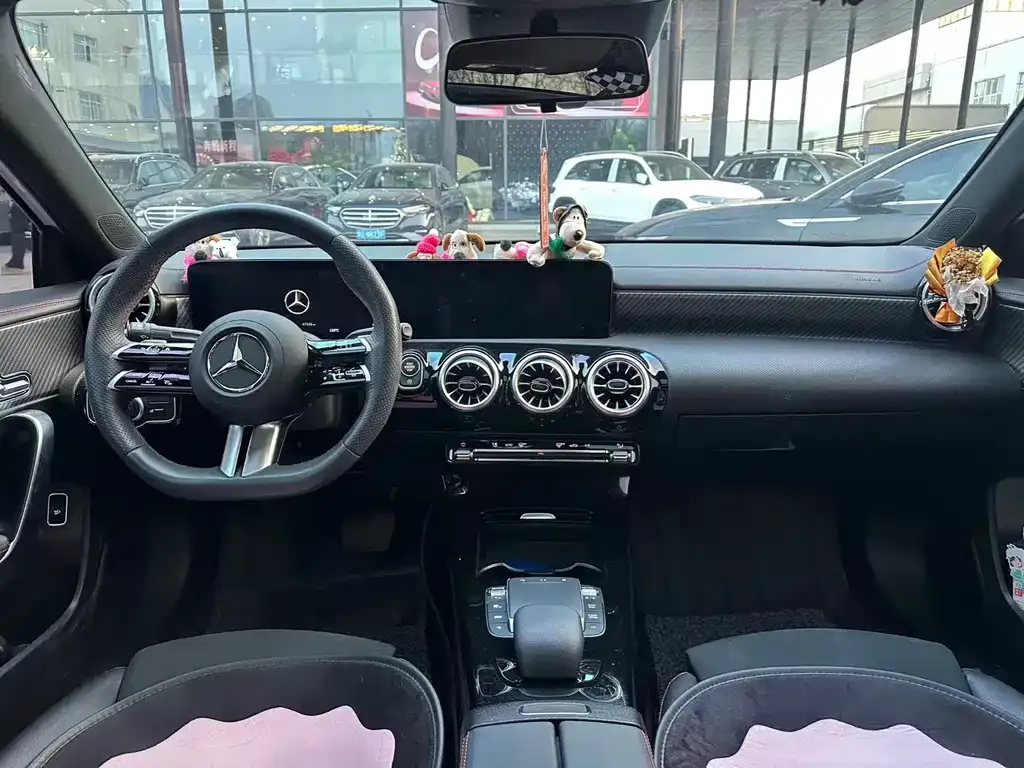 Mercedes-Benz A-Class 2023 из CN, фото 5