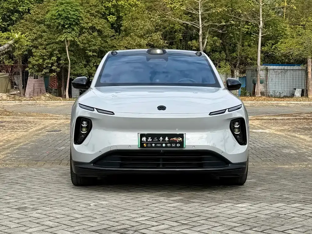 NIO EC6 — фото 9