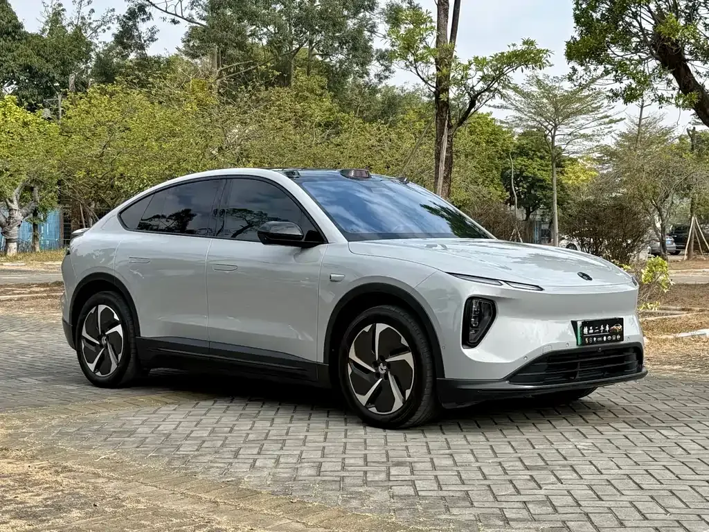 NIO EC6 — фото 10