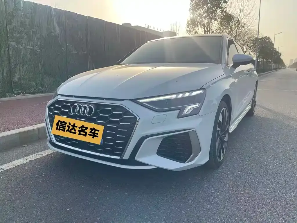 Audi A3 2024 из CN, фото 1