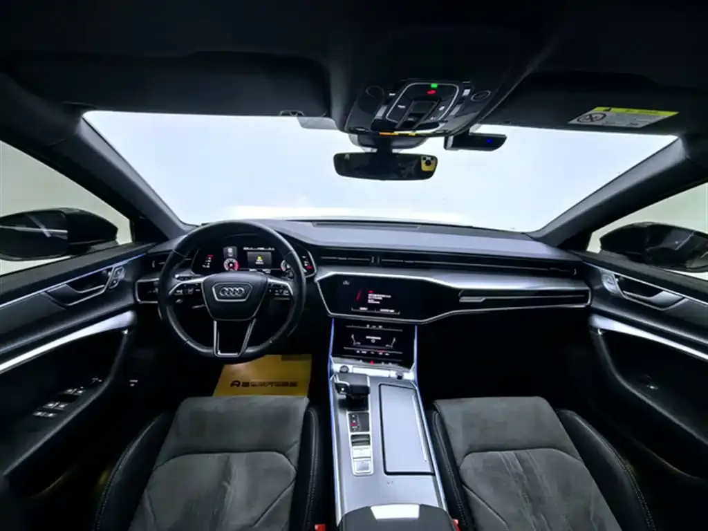 Audi A6L 2024 из CN, фото 8