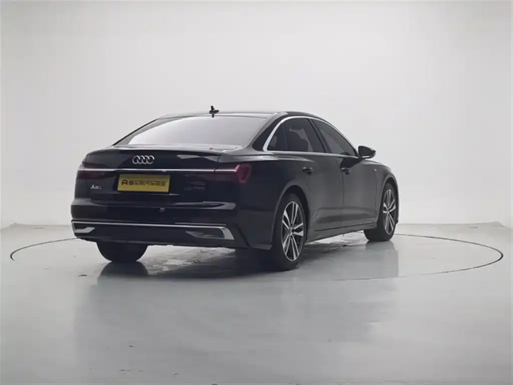 Audi A6L 2024 из CN, фото 6