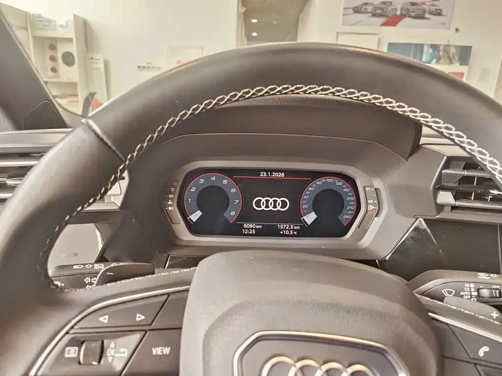Audi A3 2024 из CN, фото 2