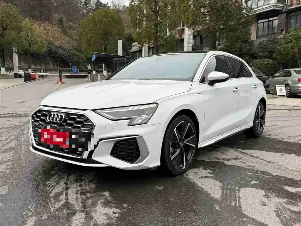 Audi A3 2022 из CN, фото 1