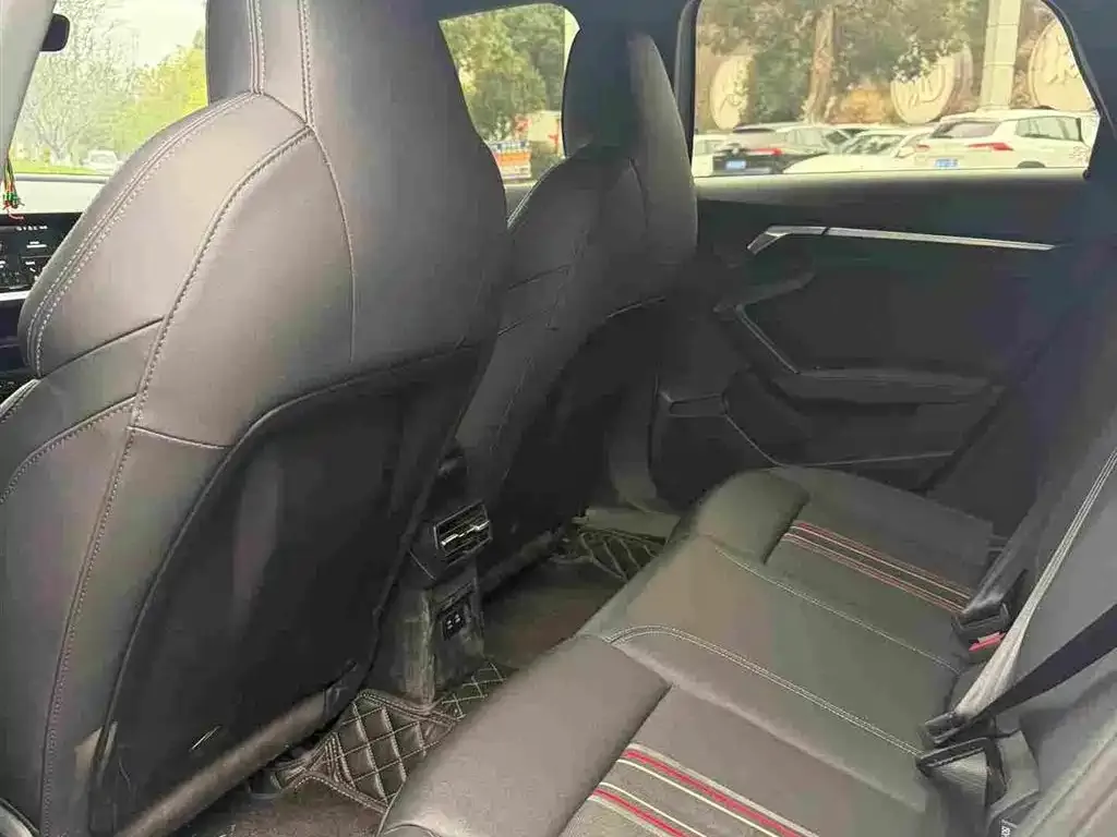 Audi A3 2022 из CN, фото 2