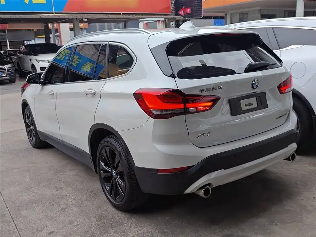 BMW X1 2021 из CN, фото 10