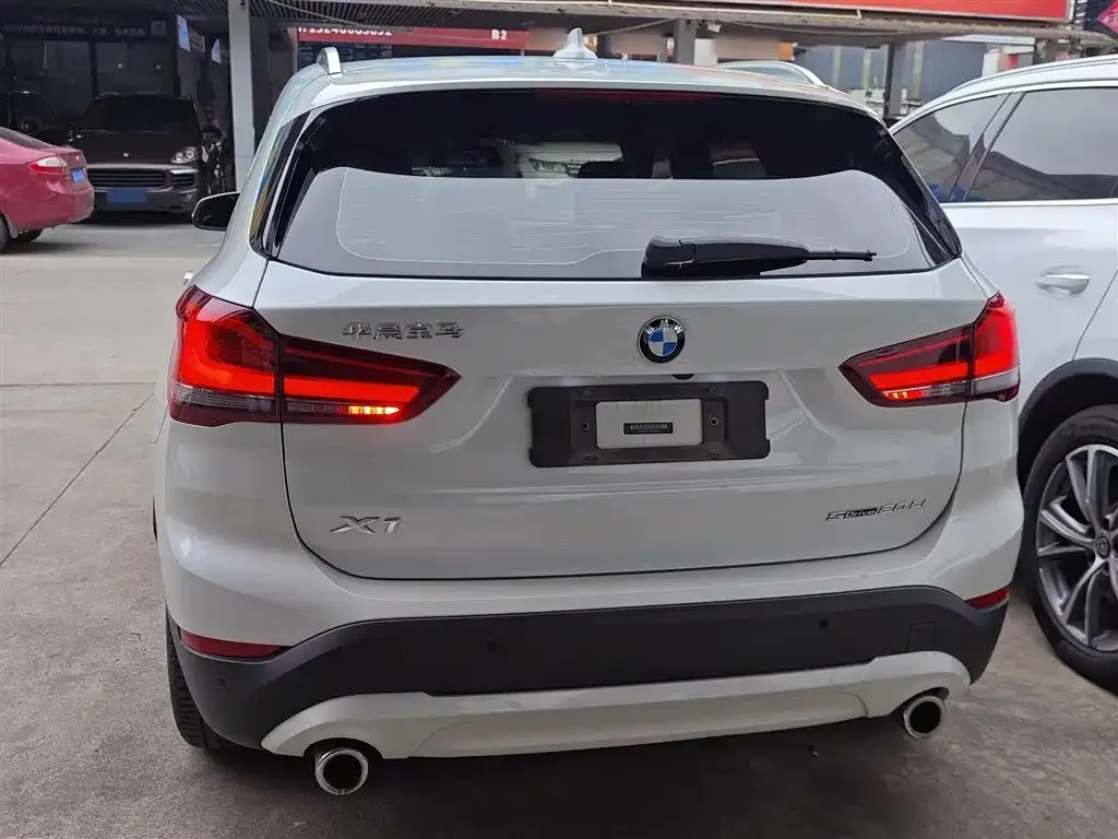 BMW X1 2021 из CN, фото 9
