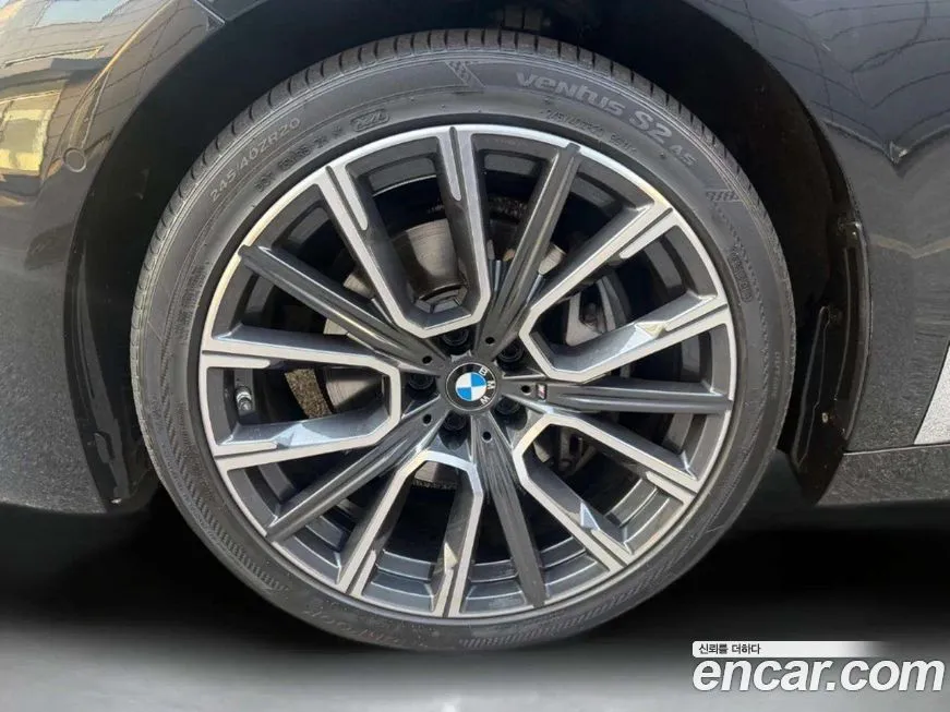 BMW 7-Series 2021 из KR, фото 10