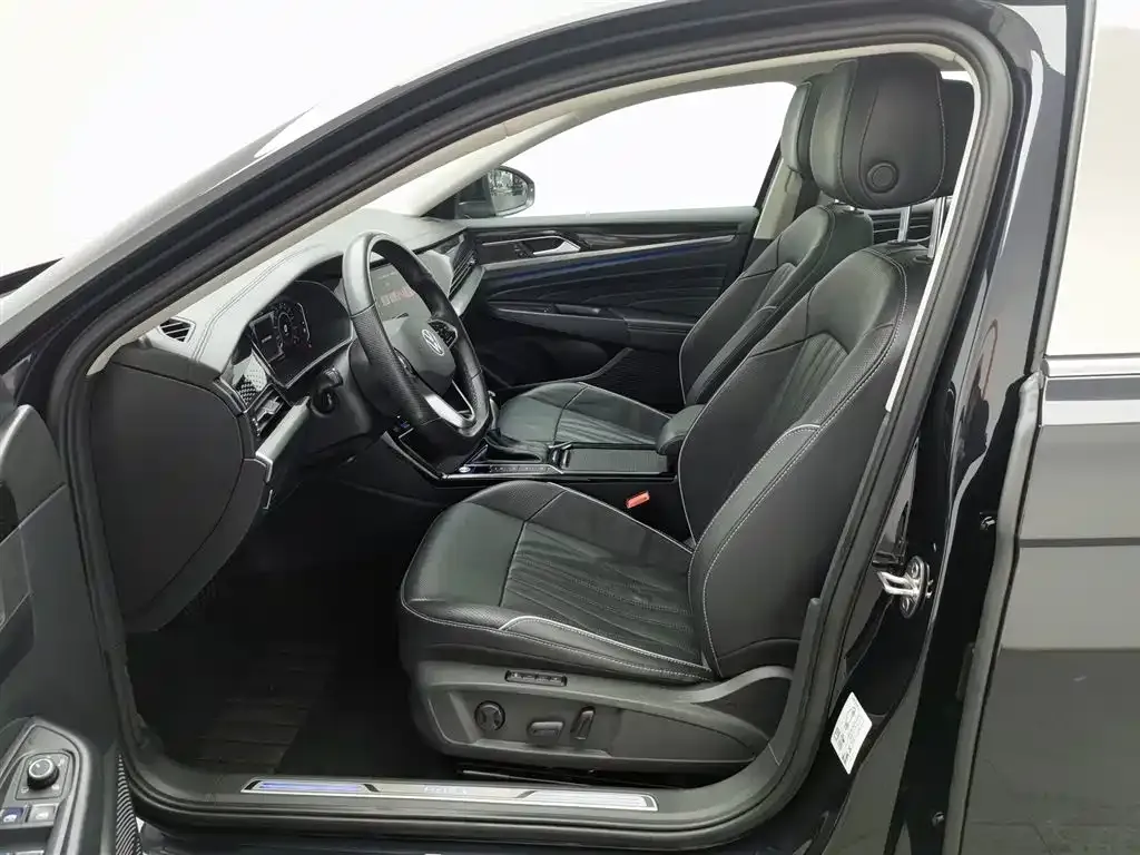 Volkswagen Passat New Energy 2023 из CN, фото 7