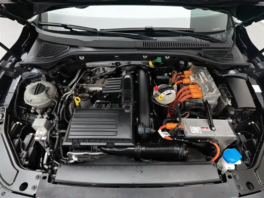 Volkswagen Passat New Energy 2023 из CN, фото 10