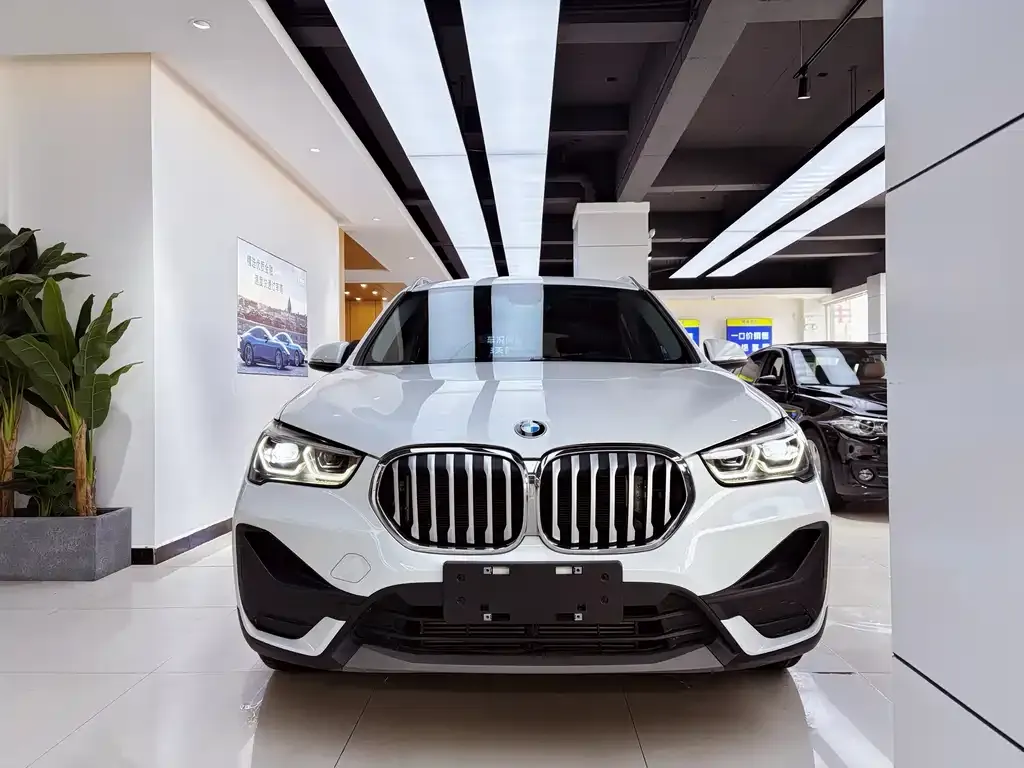 BMW X1 2022 из CN, фото 1