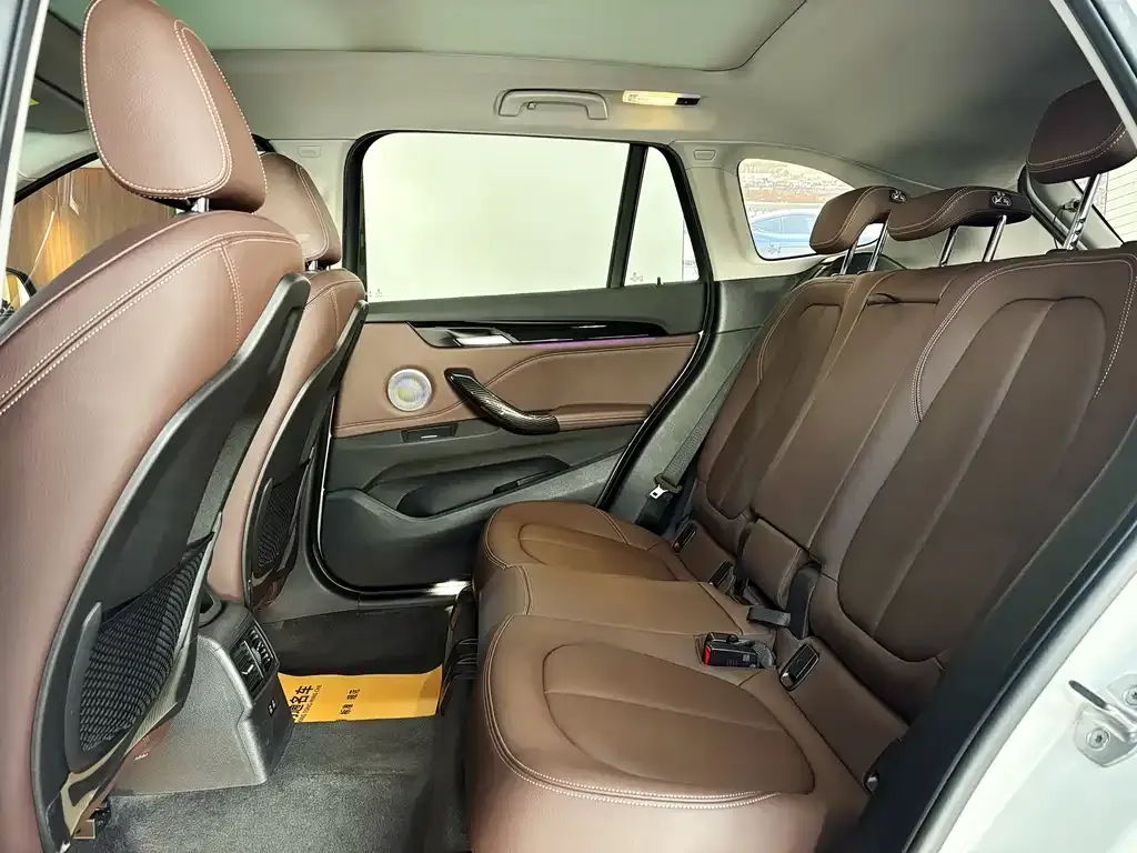 BMW X1 2022 из CN, фото 8