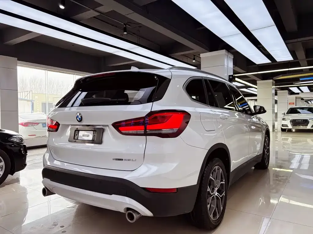 BMW X1 2022 из CN, фото 10