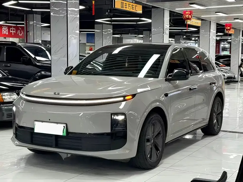 Li Auto L6 2024 из CN, фото 1