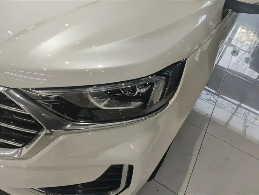 Ford Edge 2023 из CN, фото 3