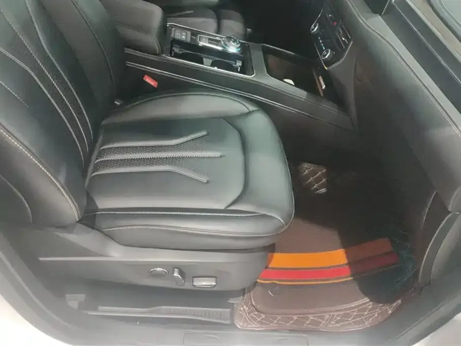 Ford Edge 2023 из CN, фото 8