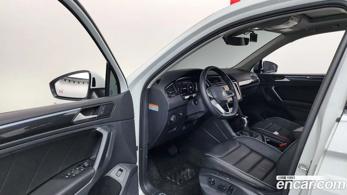 Volkswagen Tiguan — фото 5