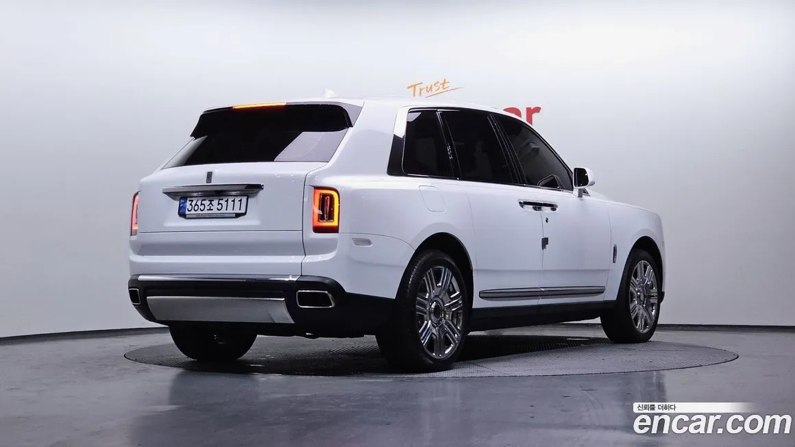 Rolls-Royce Cullinan 2024 из KR, фото 2