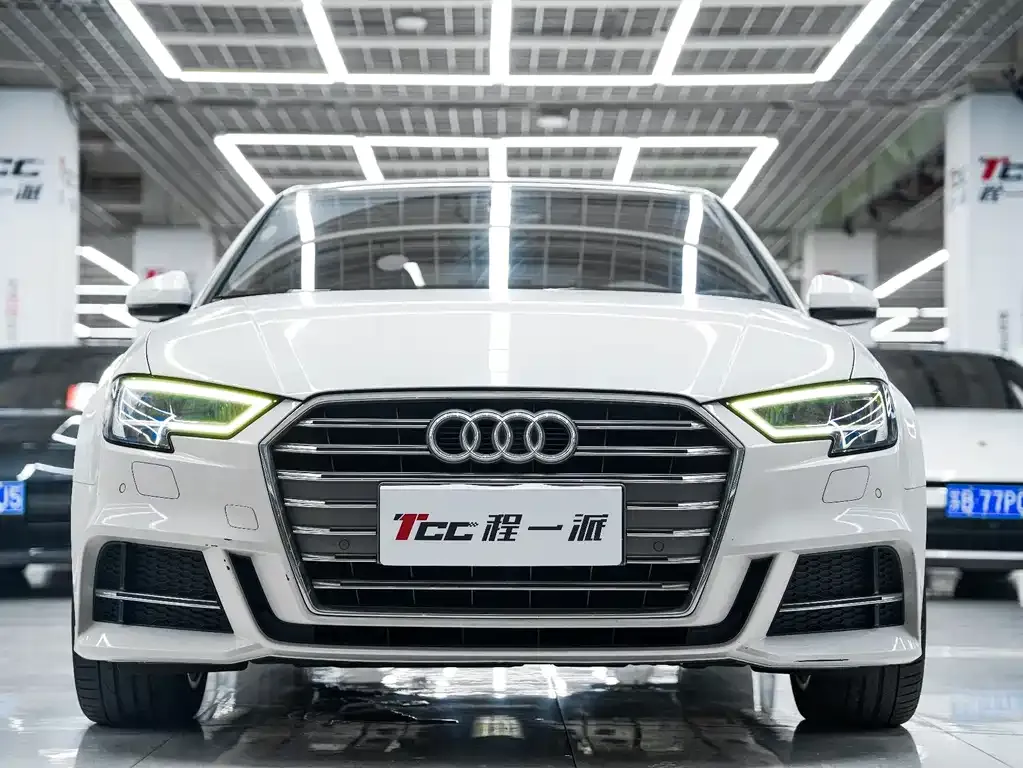 Audi A3 2021 из CN, фото 2