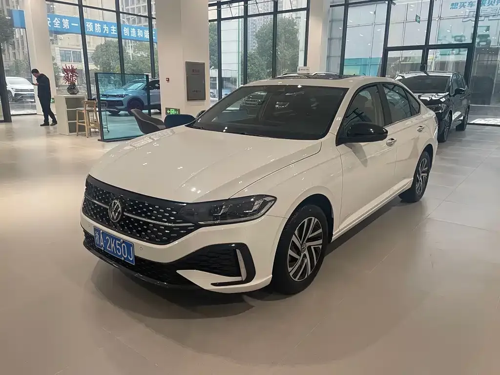 Volkswagen Lavida 2024 из CN, фото 1
