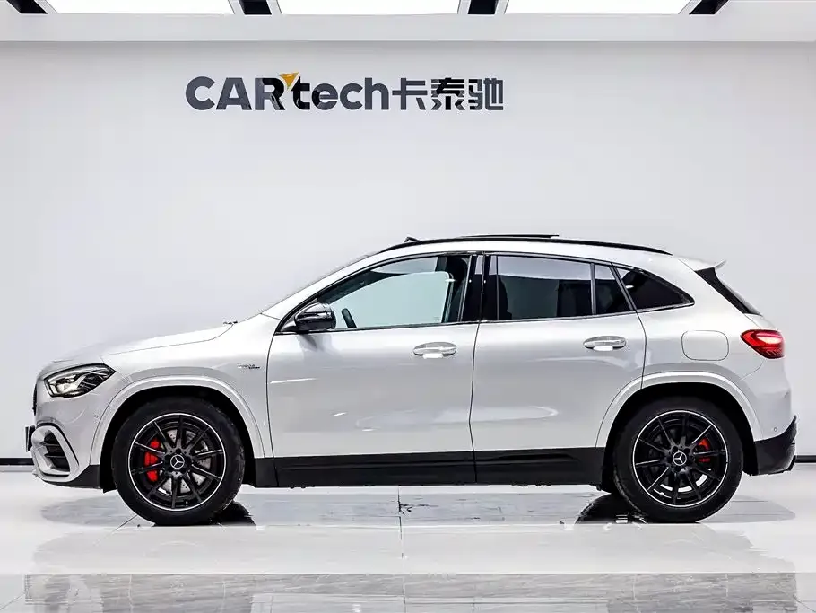 Mercedes-Benz GLA AMG — фото 6