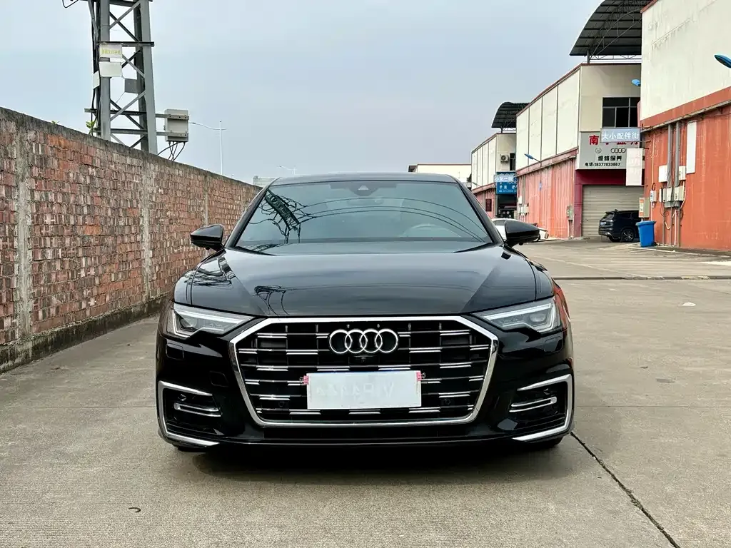 Audi A6L 2023 из CN, фото 10