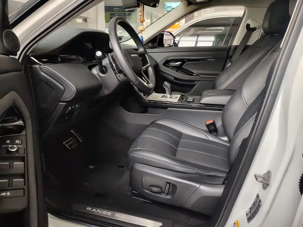 Land Rover Evoque — фото 6