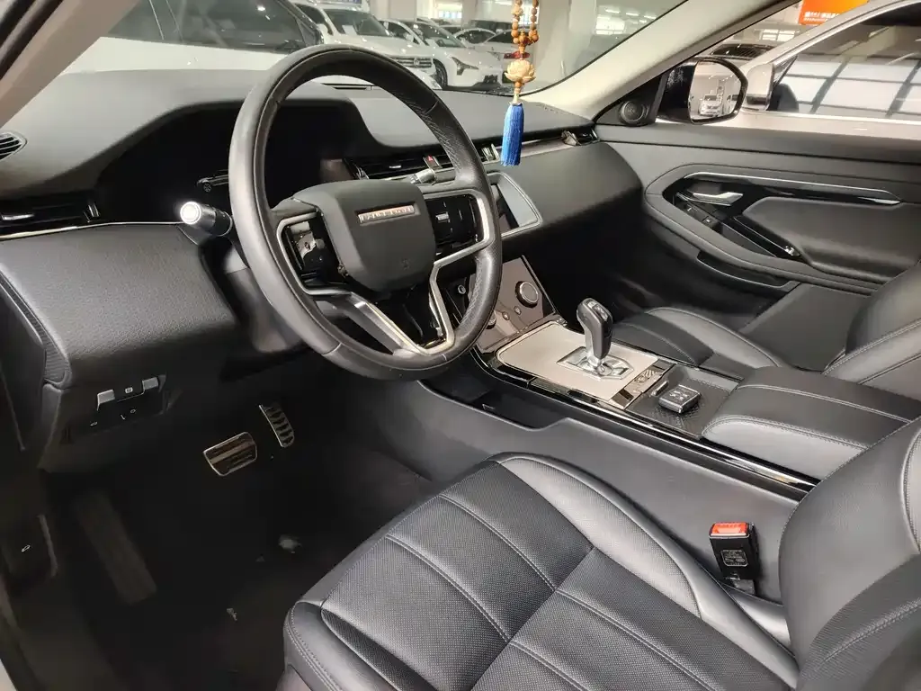 Land Rover Evoque — фото 10