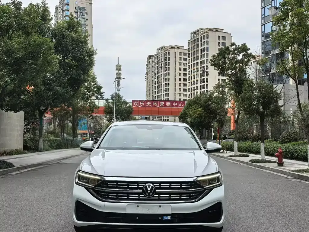 Volkswagen Sagitar 2023 из CN, фото 9