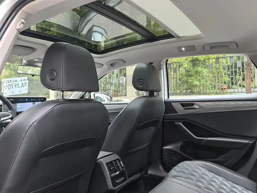 Volkswagen Sagitar 2023 из CN, фото 3