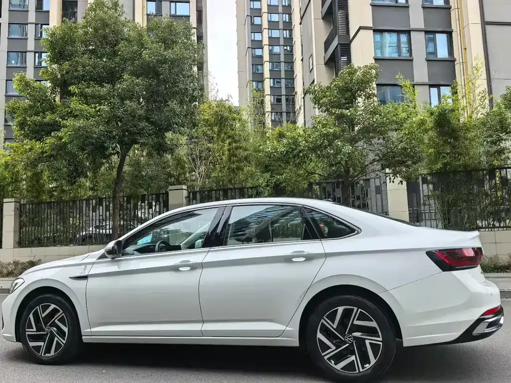 Volkswagen Sagitar 2023 из CN, фото 5