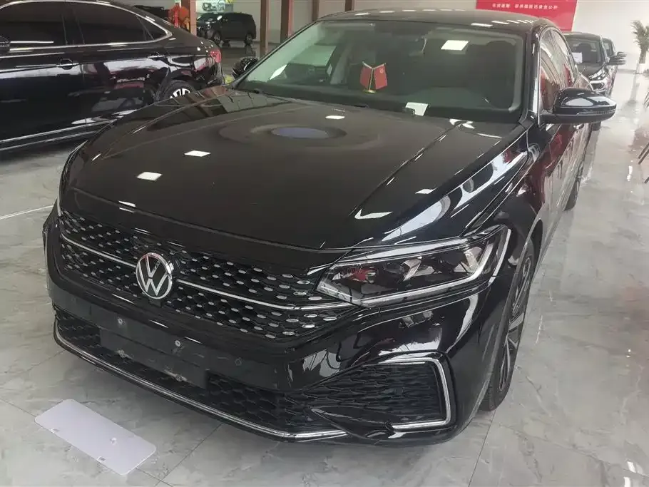 Volkswagen Passat 2022 из CN, фото 1