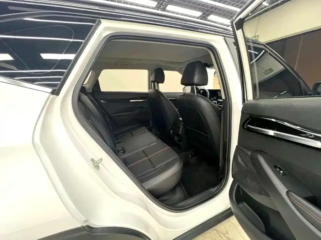 Kia KX3 — фото 8