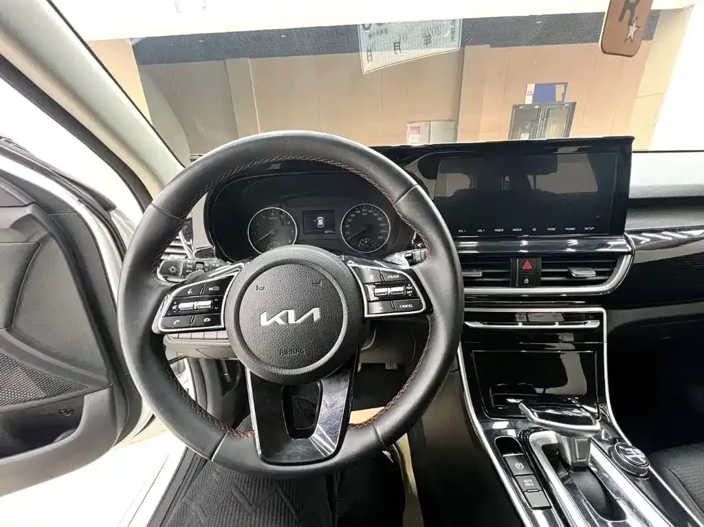 Kia KX3 — фото 5