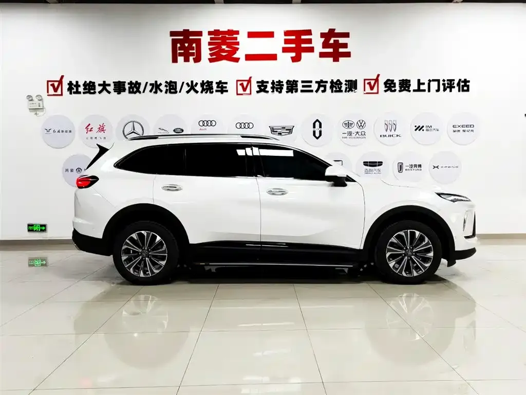 Buick Envision Plus — фото 6