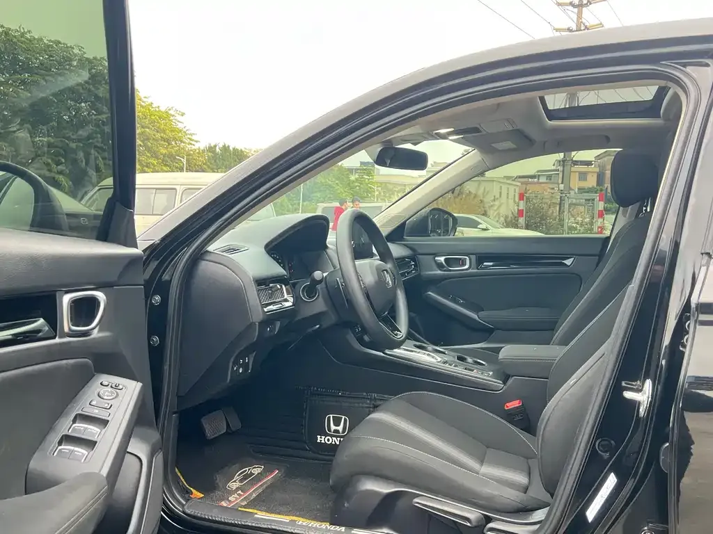 Honda Civic — фото 7