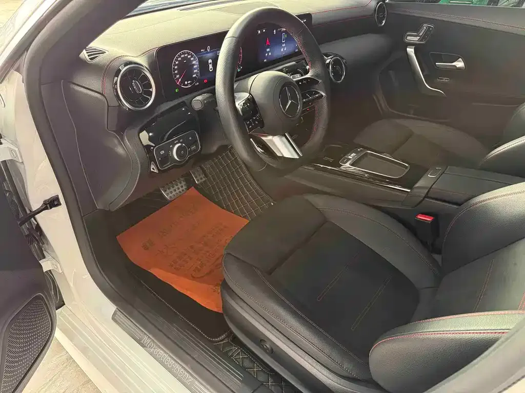 Mercedes-Benz CLA (Import) 2024 из CN, фото 10
