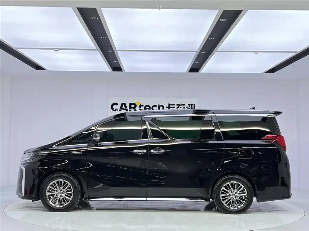 Toyota Alphard 2022 из CN, фото 8